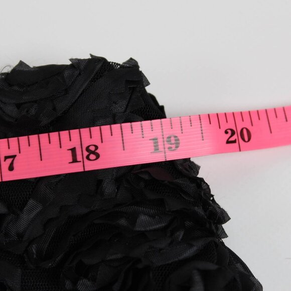 Saks Fifth Avenue Black 3D Textured Rosette Skirt - Size 16 - Picture 6 of 7